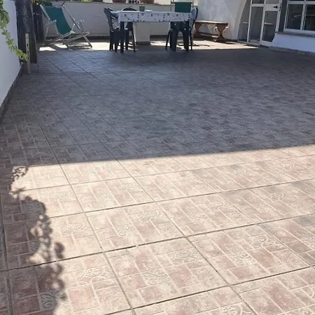 Sunny Terrace Retreat Дом отдыха Искья
