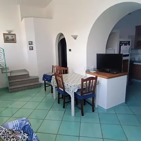 Sunny Terrace Retreat Дом отдыха *