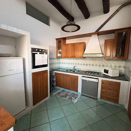 Sunny Terrace Retreat Дом отдыха