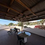Sunny Terrace Retreat *